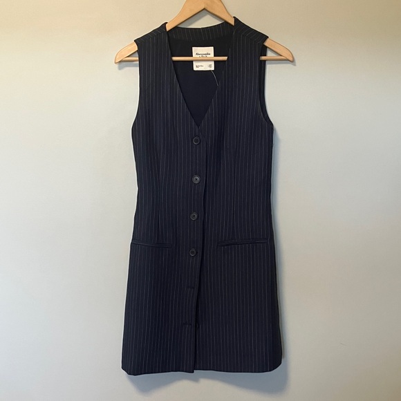Abercrombie & Fitch Dresses & Skirts - Abercrombie & Fitch Mara Vest Pinstripe Button-Front Navy Mini Dress